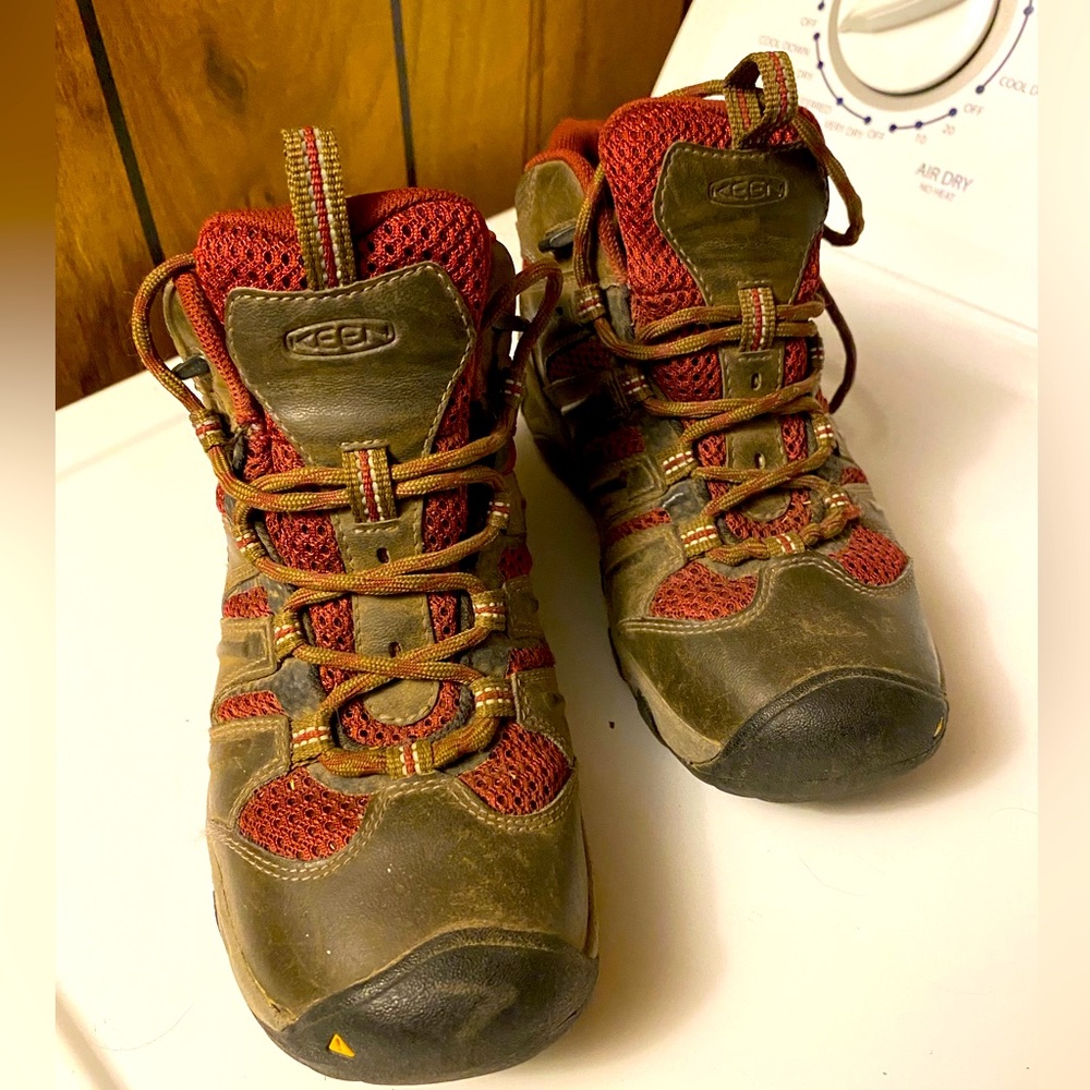 Keen Hiking Boots
